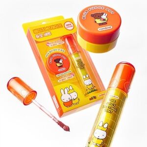 2- sets: 4pcs Total w/ miffy keychain: Juicy Lasting Tint + Blur Fudge Pot Sets